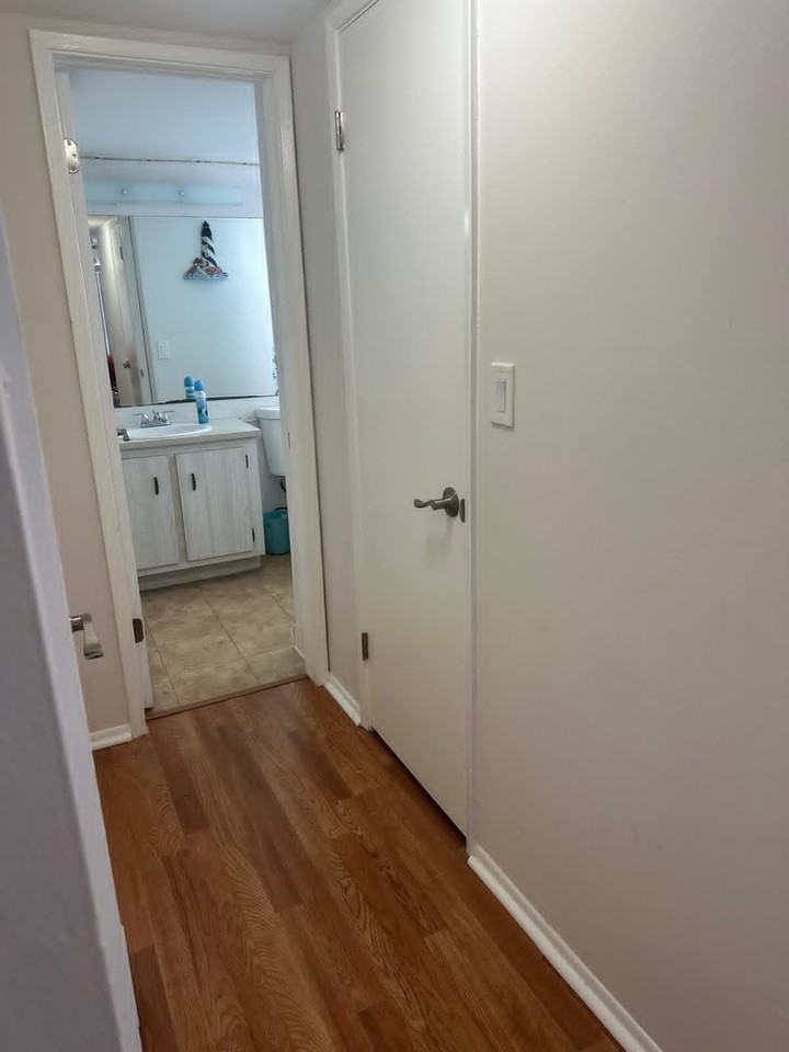 4311 Crystal Lake Dr Apt 416 - Photo 7 of 7