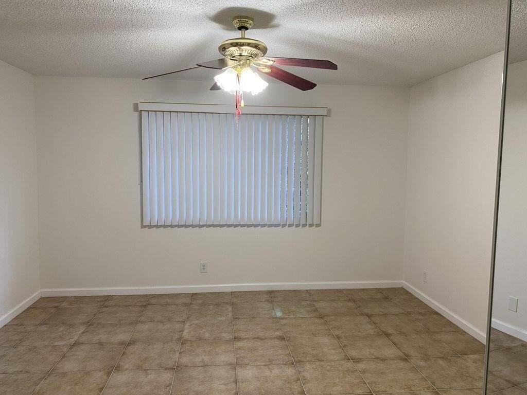 925 Imperial Lake Rd - Photo 5 of 15