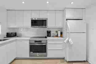 9820 S Hollybrook Lake Dr Apt 306 - Photo 1 of 1