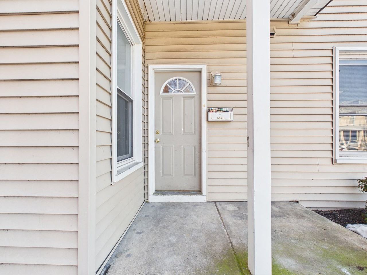 1097 2nd St - Photo 2 of 17