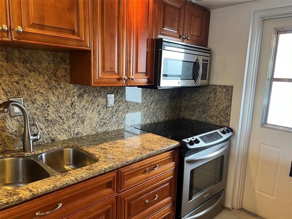 1301 E Hillsboro Blvd #205 - Photo 5 of 37
