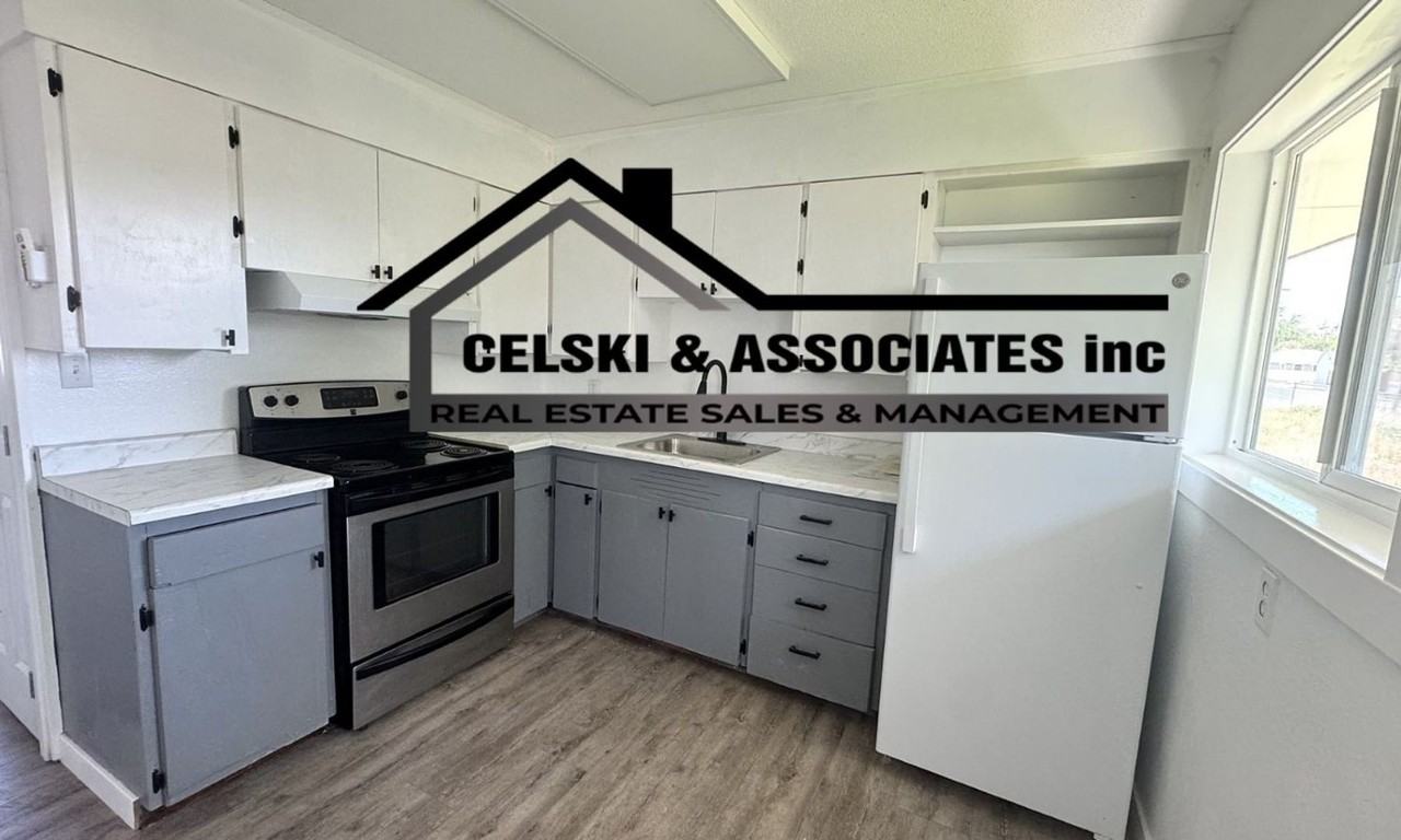 955 W. Hermiston Ave.* - Photo 2 of 20