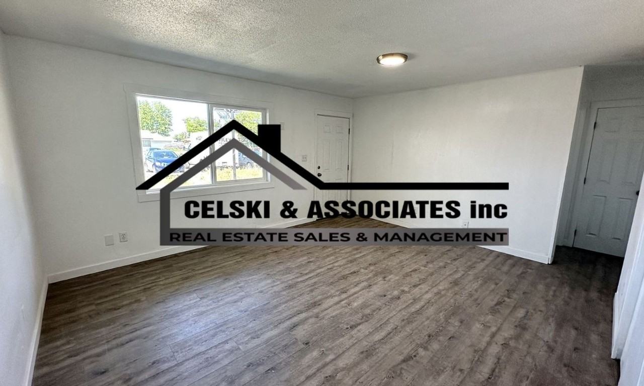 955 W. Hermiston Ave.* - Photo 4 of 20