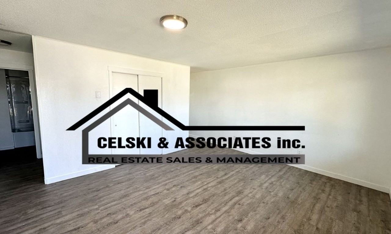 955 W. Hermiston Ave.* - Photo 5 of 20