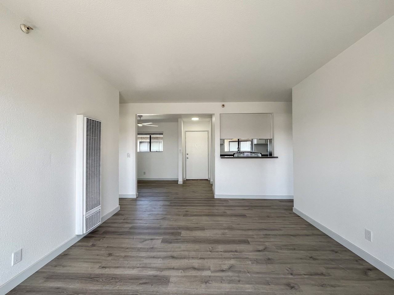 12020 Grevillea Ave - Photo 2 of 6