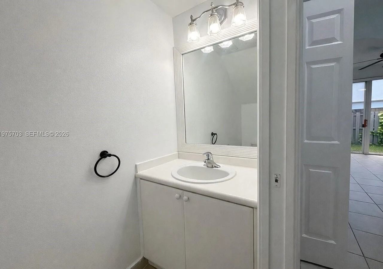 4134 Sw 158th Ave #34 - Photo 4 of 8