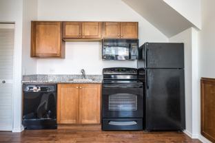 455 NE 24th Ave - Photo 1 of 1