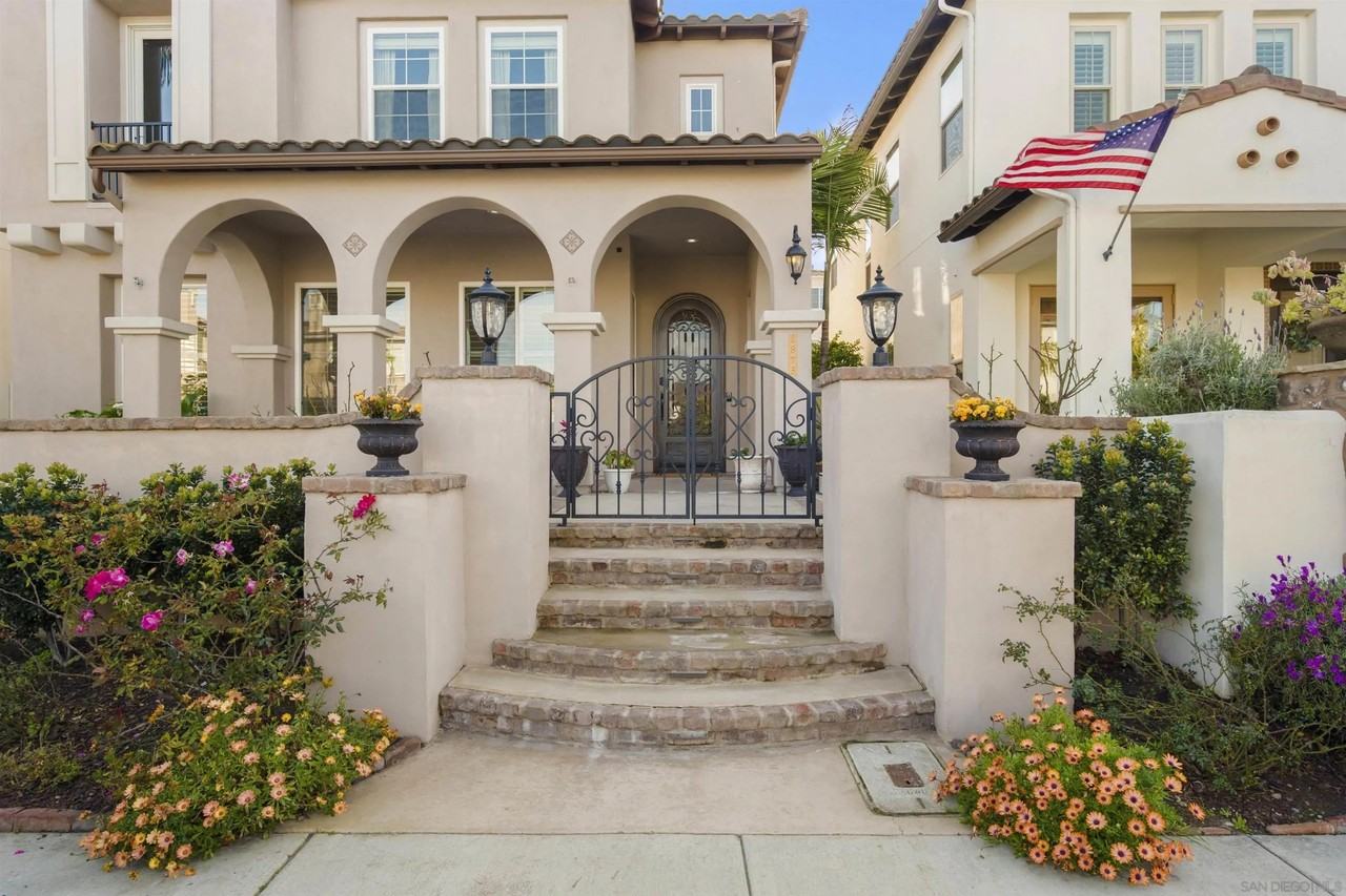 2873 W Bainbridge Rd - Photo 4 of 50