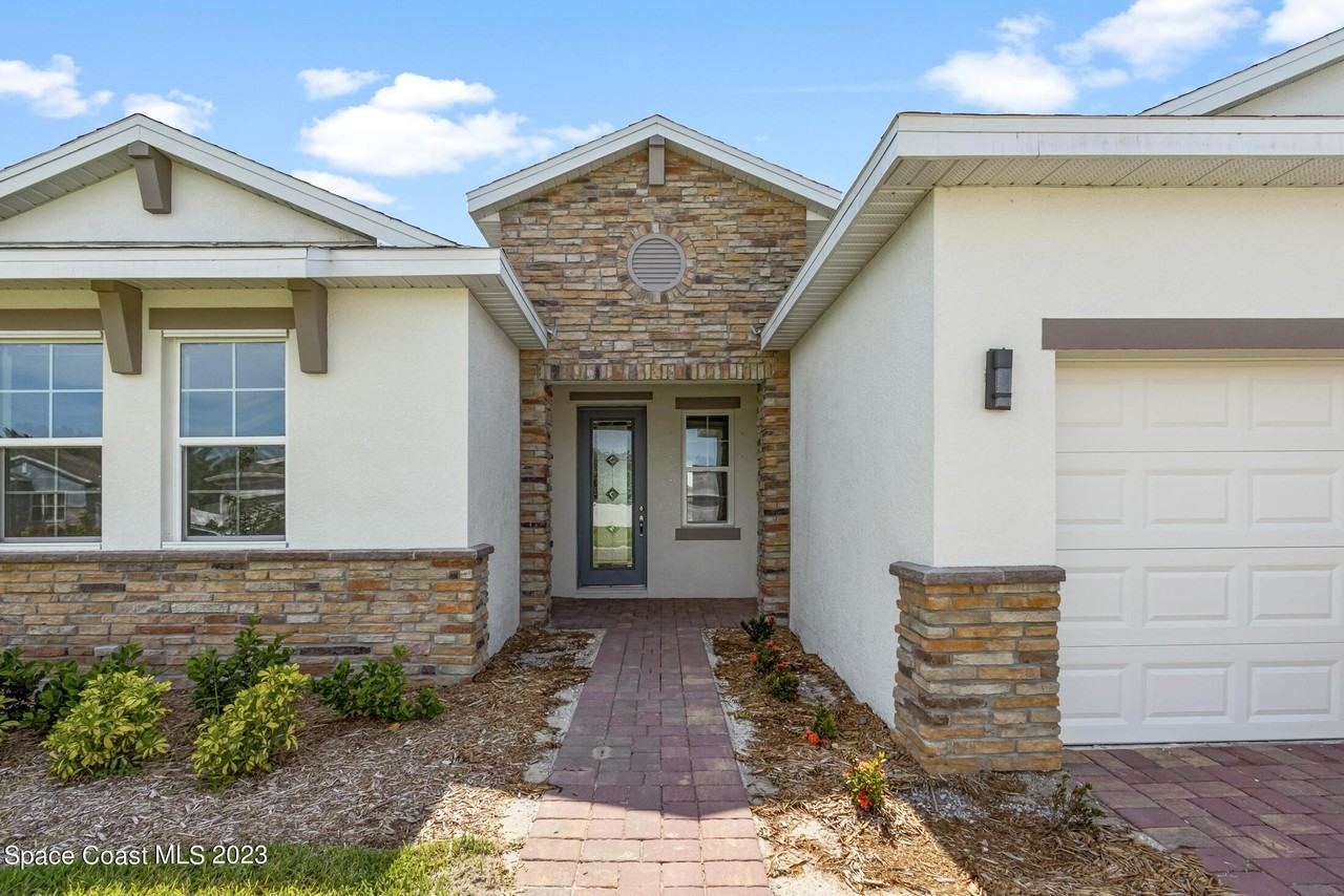 285 Loymer Cir - Photo 2 of 36