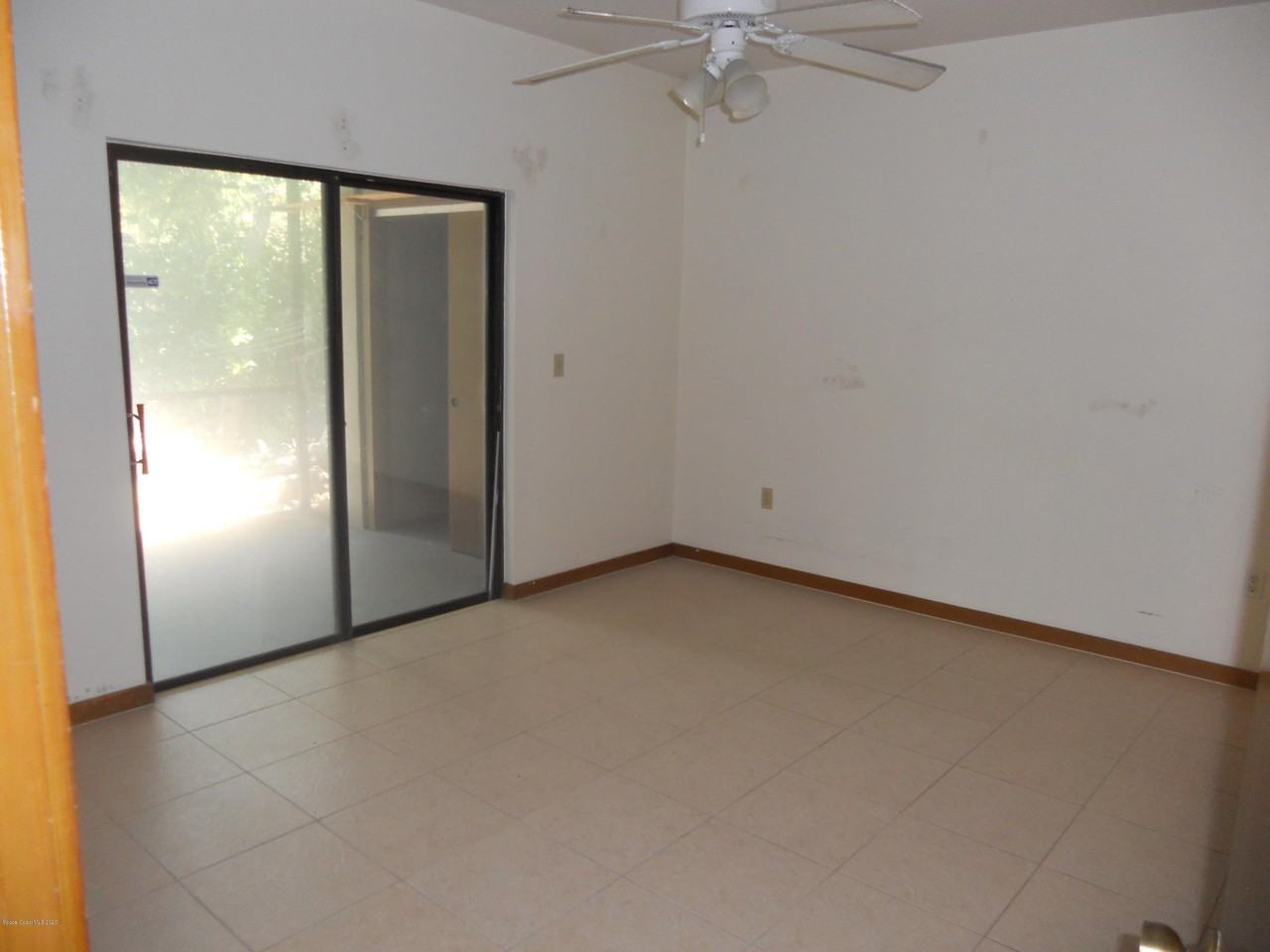 870 N Cocoa Blvd Apt 1 - Photo 5 of 7