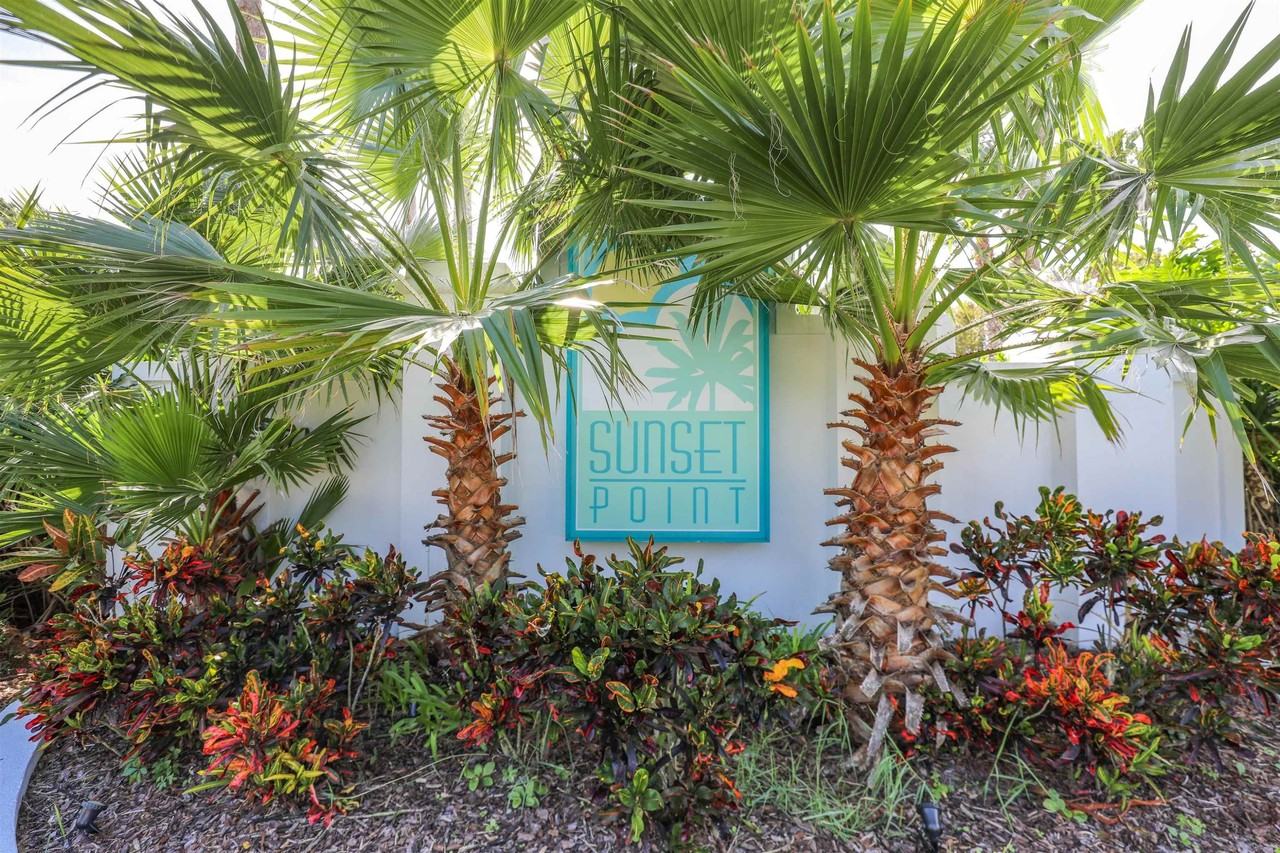 207 Sunset Pt - Photo 4 of 50