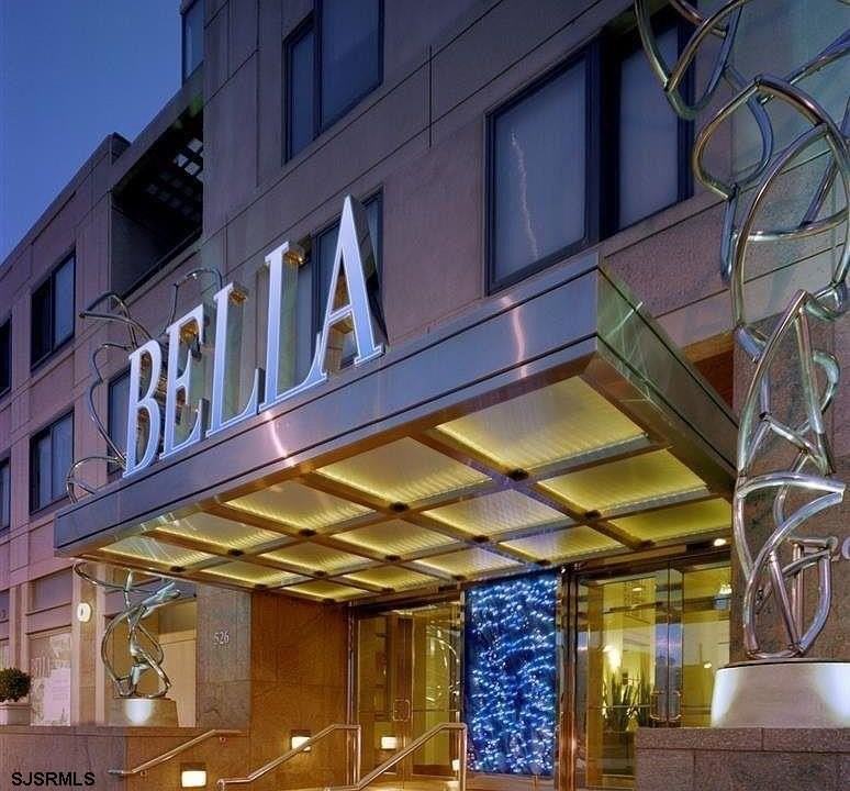 526 Pacific Ave - Photo 4 of 26