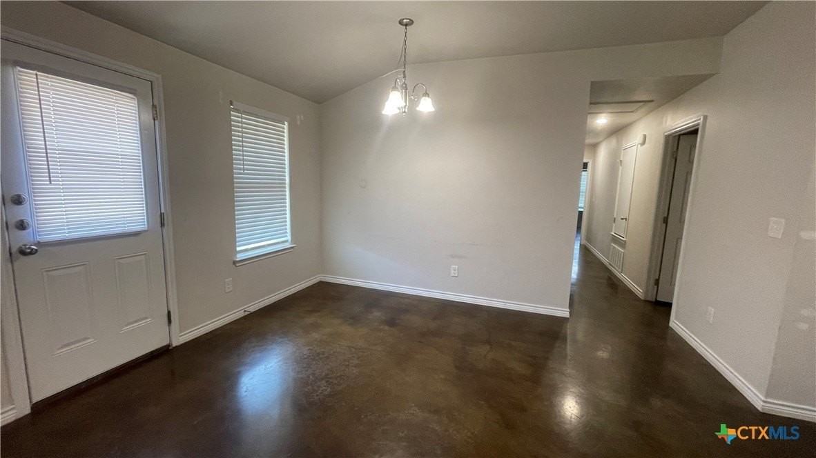 202 Lowes Blvd Unit A - Photo 4 of 33