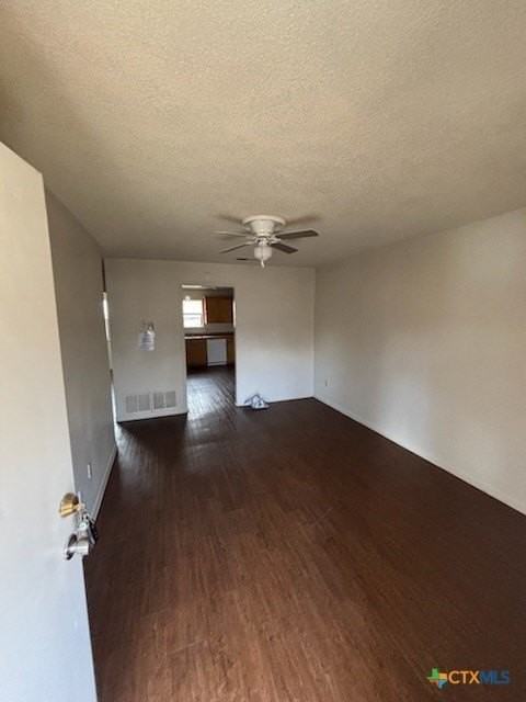 1201 S 23rd St Apt F - Photo 3 of 8