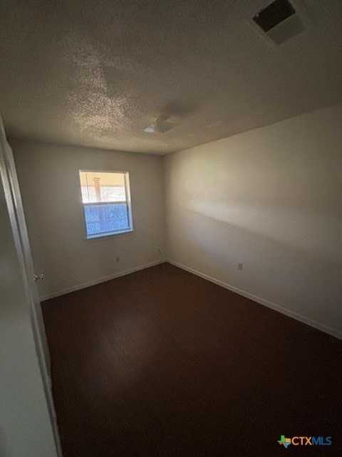 1201 S 23rd St Apt F - Photo 5 of 8