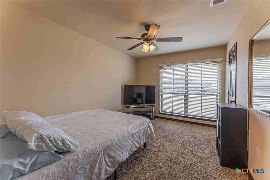 9710 Taylor Renee Dr - Photo 6 of 33