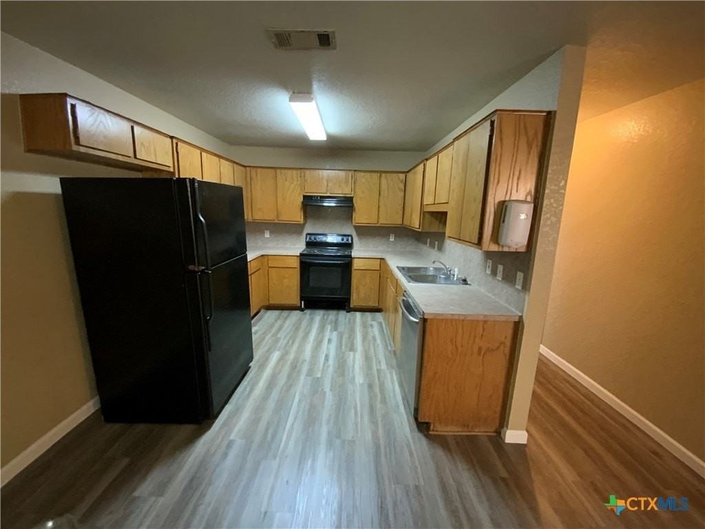 2602 Edgefield St #B - Photo 3 of 12