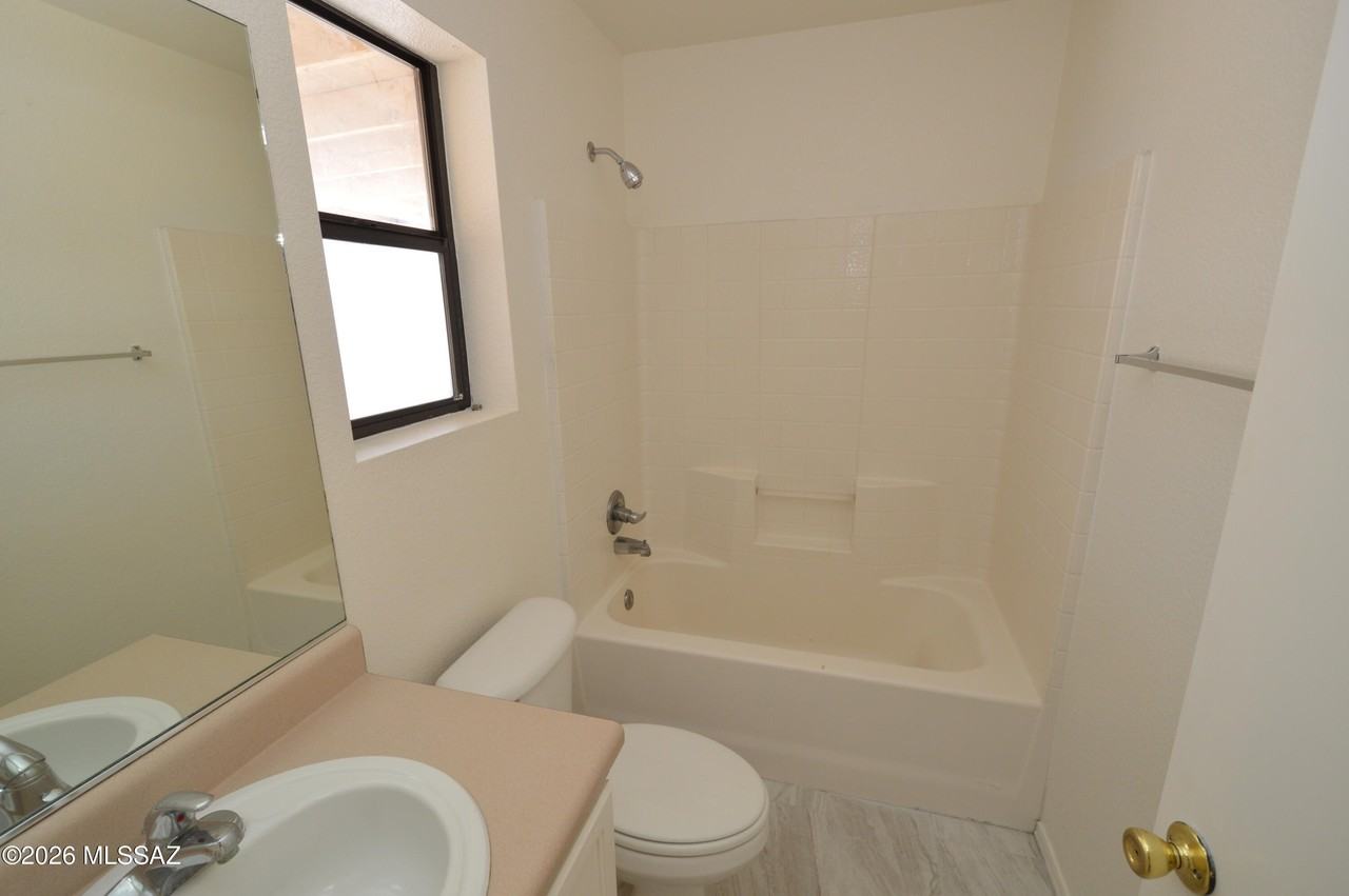 450 E Wilcox Ln #2 - Photo 7 of 8