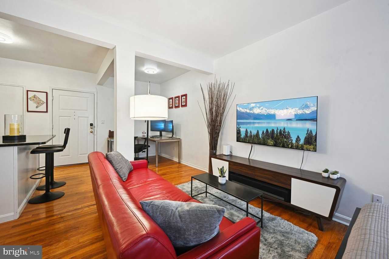 1300 Massachusetts Ave Nw Apt 503 - Photo 4 of 22