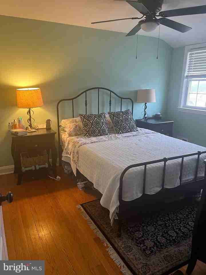 1658 Thetford Rd - Photo 5 of 7