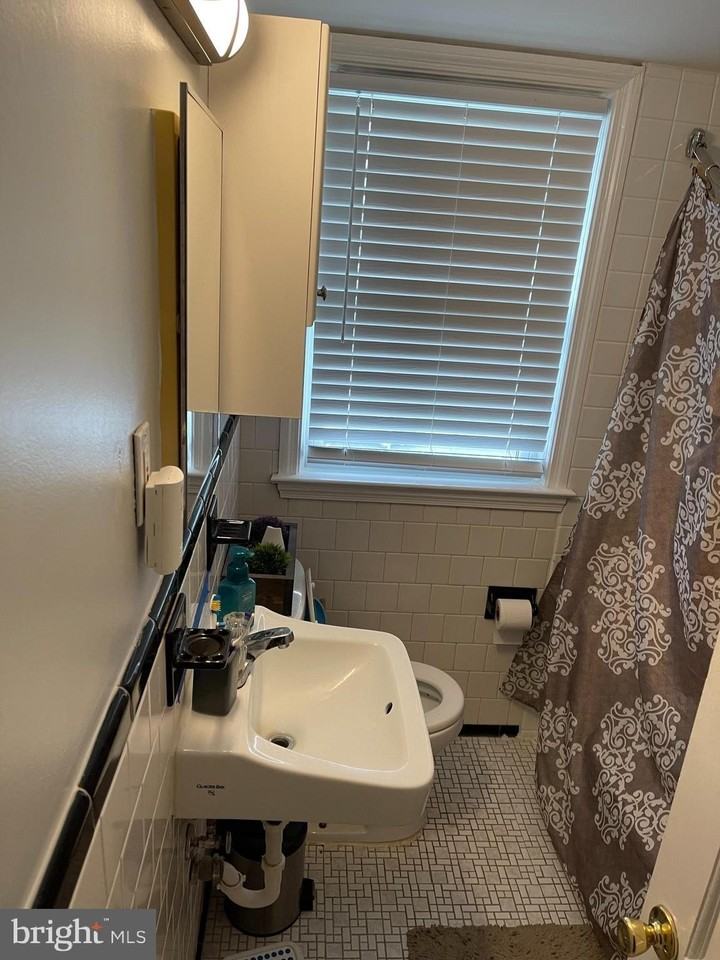 1658 Thetford Rd - Photo 7 of 7