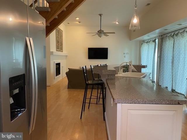 1420 Riverside Dr - Photo 4 of 39