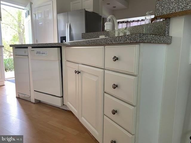 1420 Riverside Dr - Photo 7 of 39