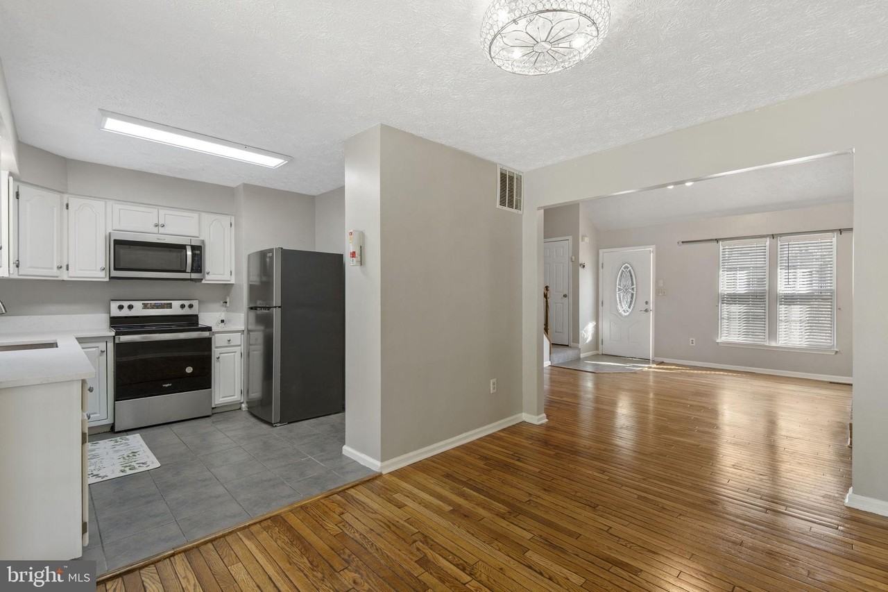 3184 Ebbtide Dr - Photo 6 of 21