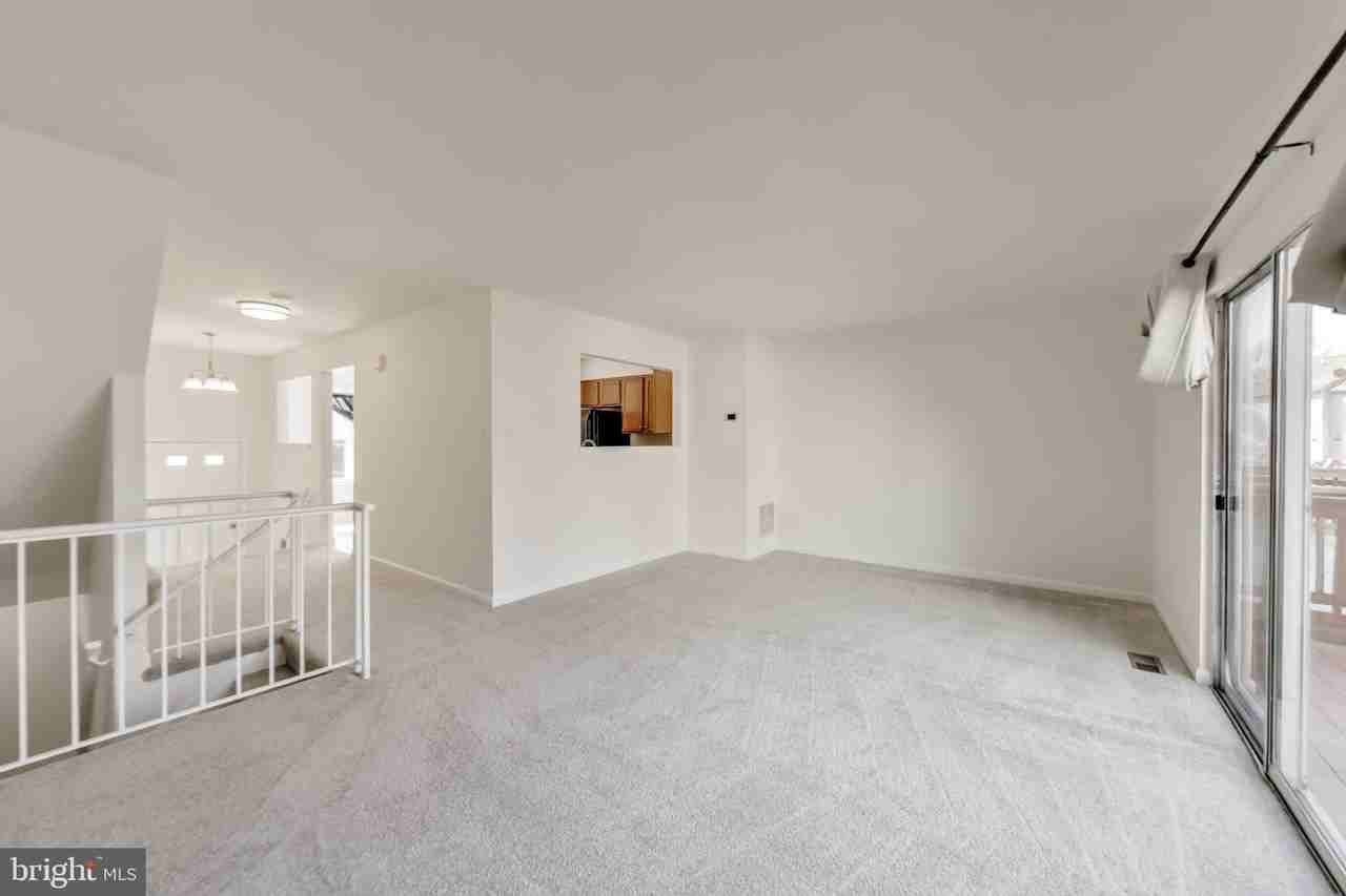 3548 Softwood Ter - Photo 5 of 32