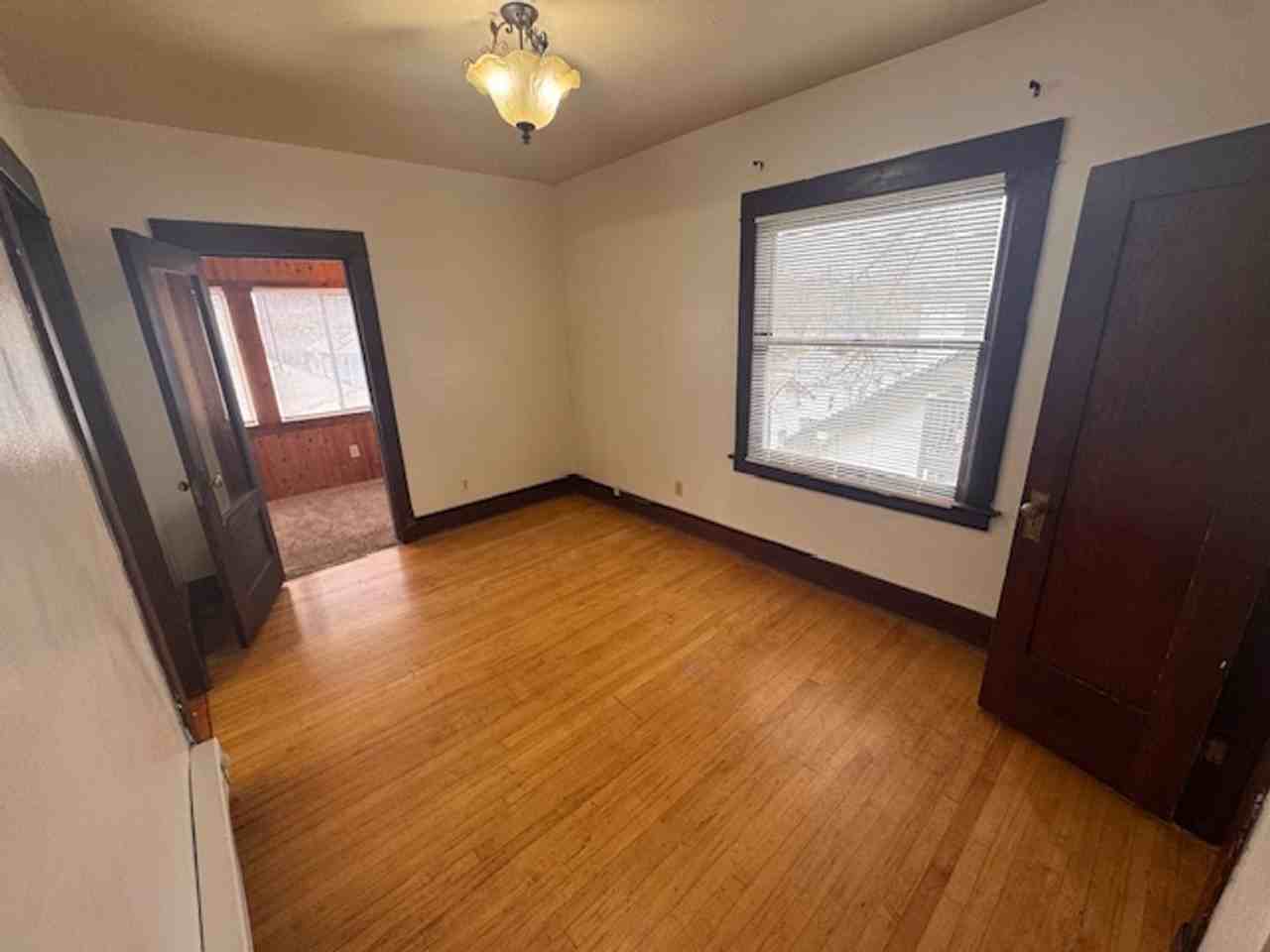1733 West 10th - Photo 6 of 26