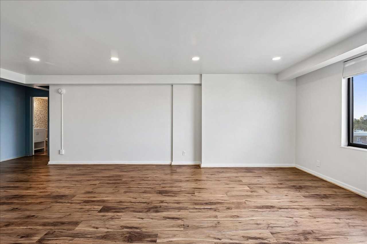 3315 Wisconsin Ave Nw #407 - Photo 3 of 28