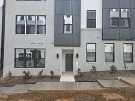 featured image of 109 Ailey Brook Way #200