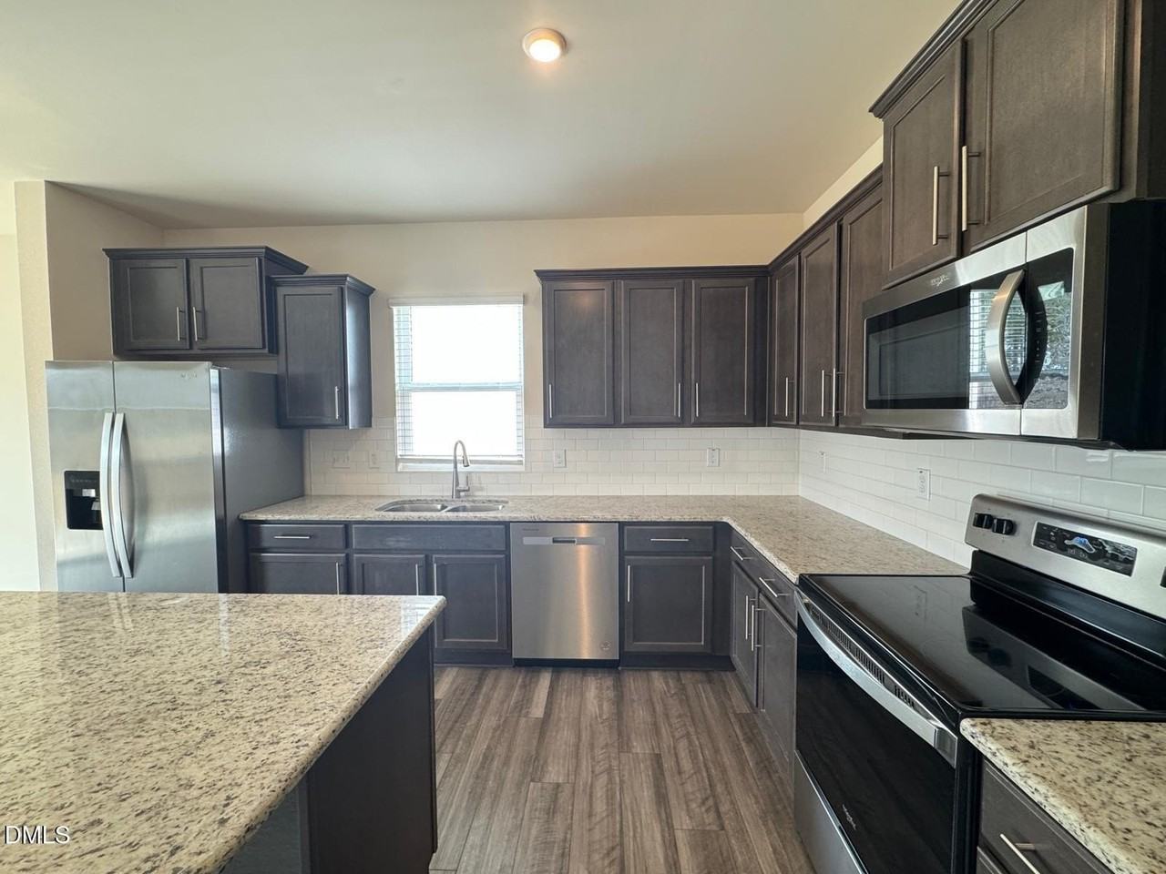 3440 Pinnacle Peak Dr - Photo 3 of 31