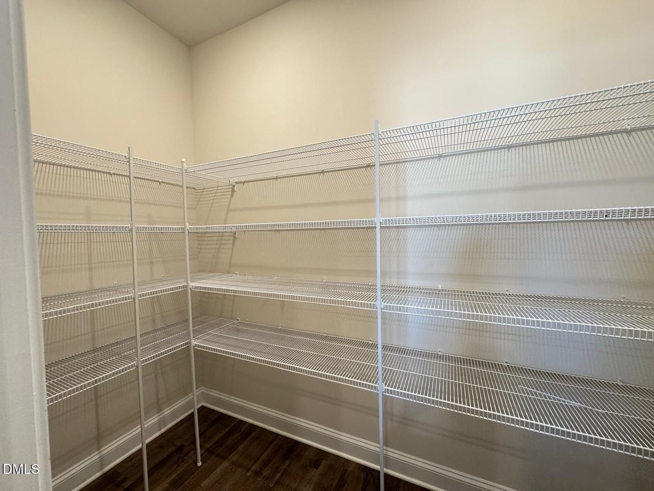 490 Access Dr - Photo 5 of 21