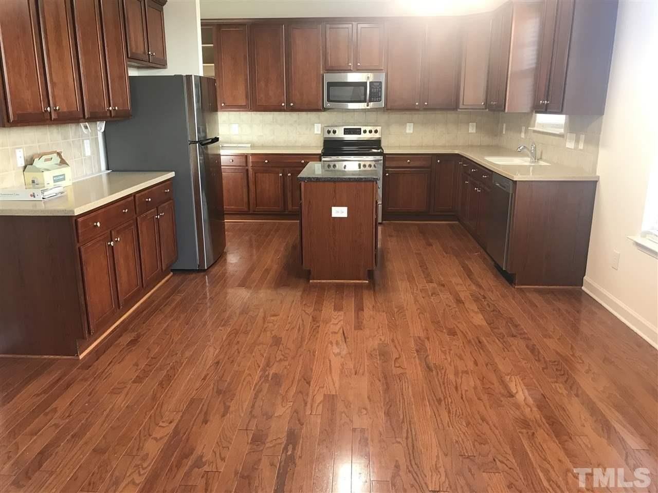 5309 Glass Ridge Rd - Photo 4 of 14