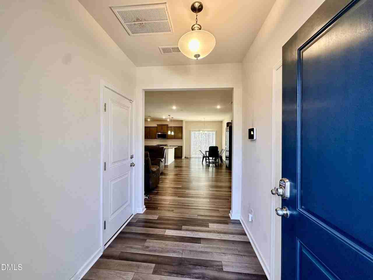 1508 Glacier Dr - Photo 2 of 18