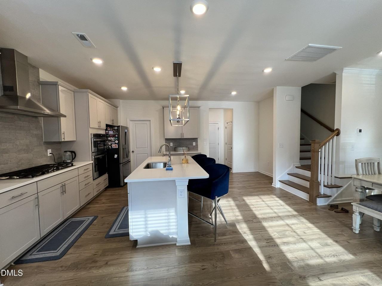 2506 Hutch Ln - Photo 6 of 31