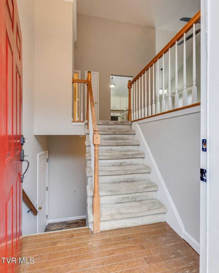 3817 Rockford St - Photo 4 of 30