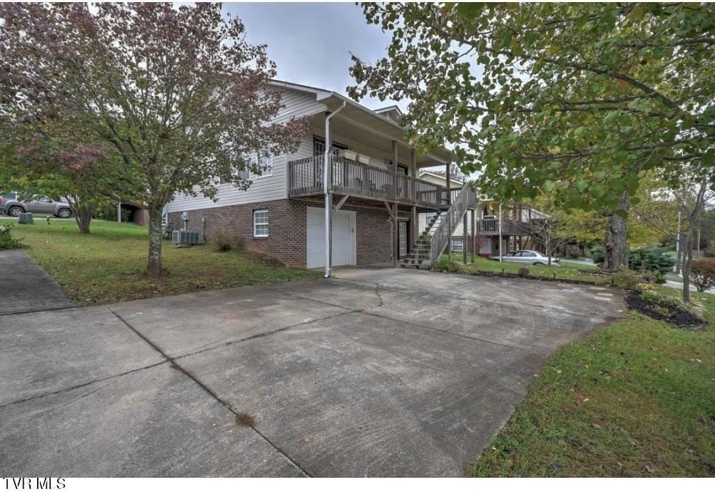 2912 Antioch Rd - Photo 2 of 13