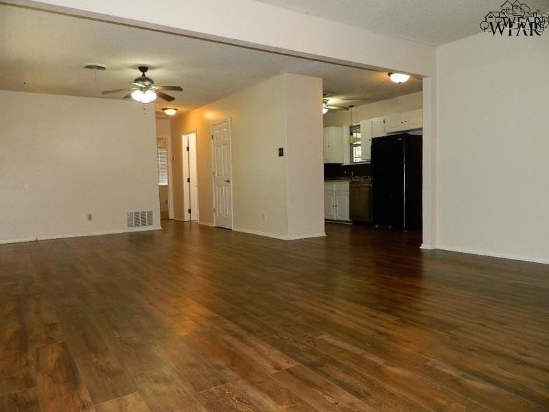 2819 Montgomery Pl - Photo 2 of 14