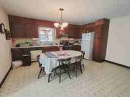 featured image of 98 Harbor Dr #2