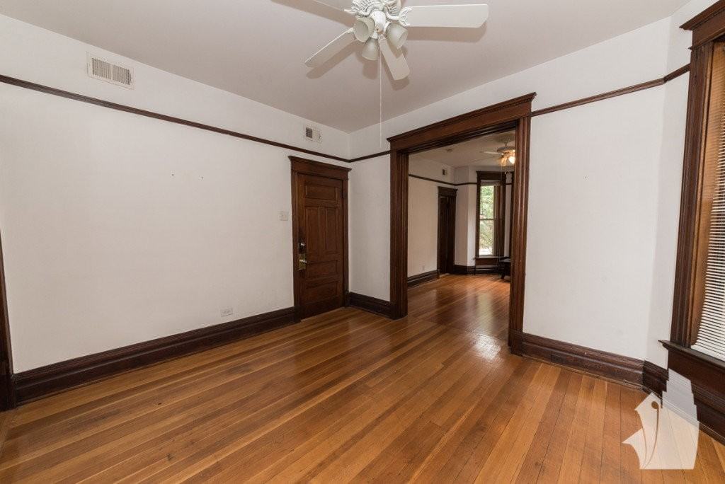 851 W Wellington Ave #1 - Photo 5 of 8