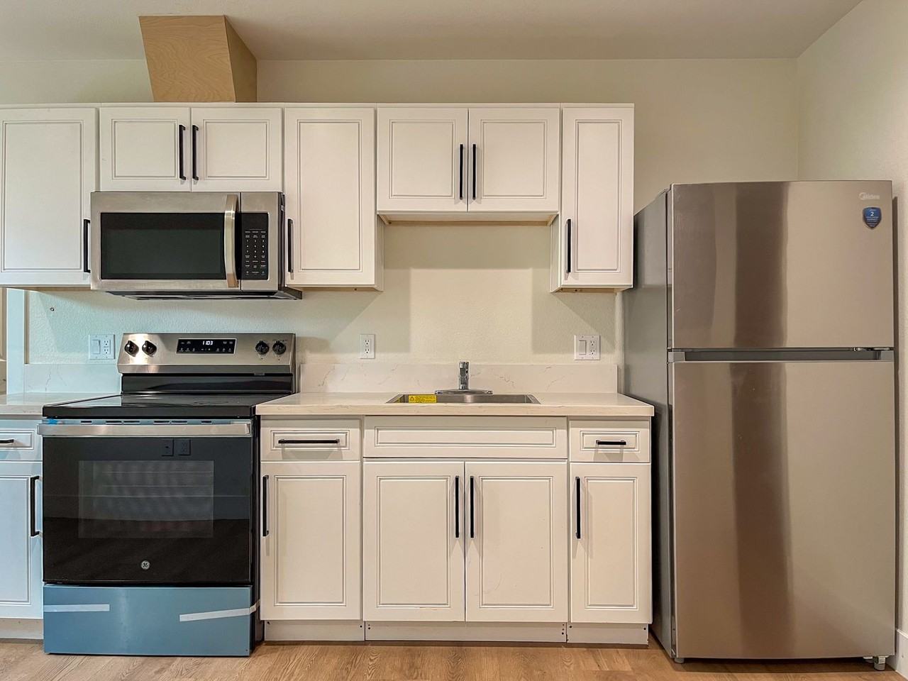 1627 E 92nd St - Photo 7 of 24