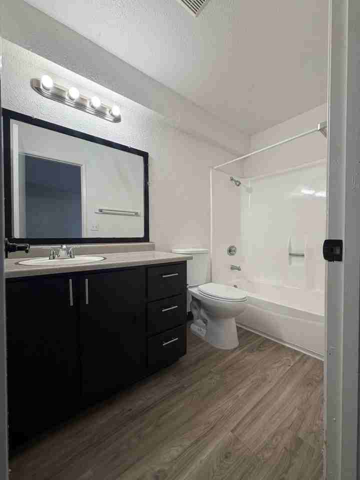 The Arlo - Photo 2 of 14