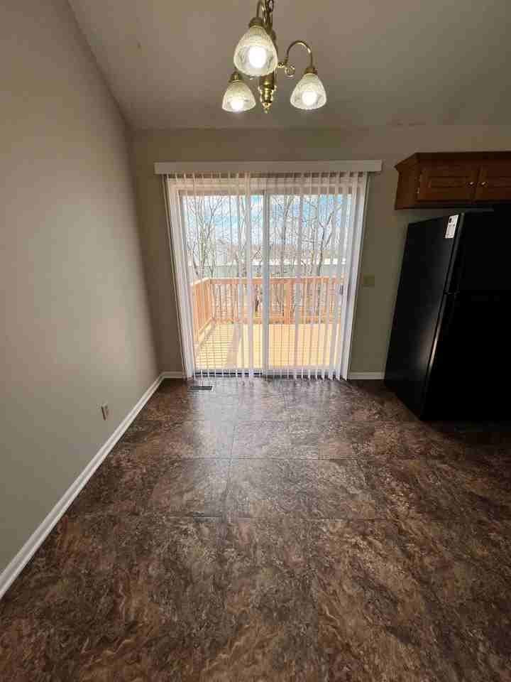 2514 Bent Oak Ct - Photo 6 of 20