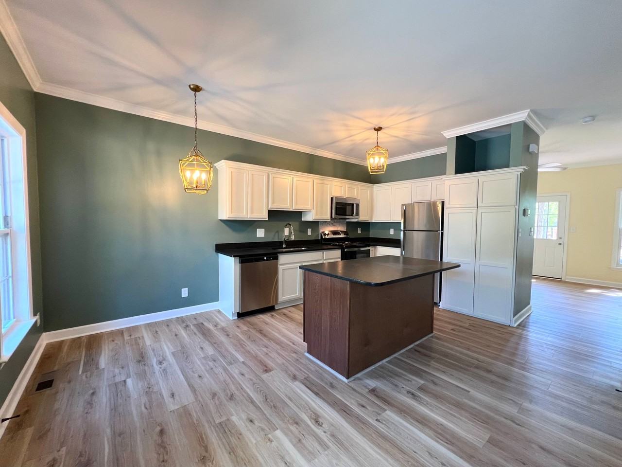 Hill Street Apartments - Photo 3 of 14