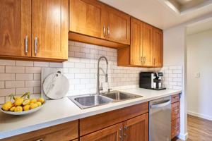 featured image of 907 Aberdeen Ave Ne