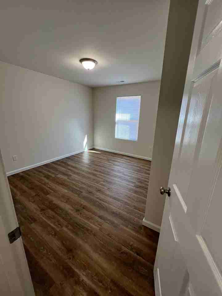 200 Casablanca Ave - Photo 4 of 33