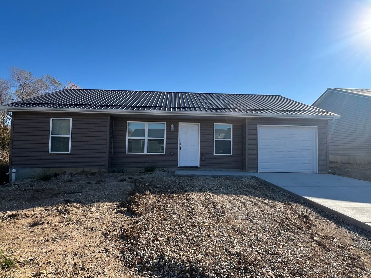 200 Casablanca Ave - Photo 6 of 33