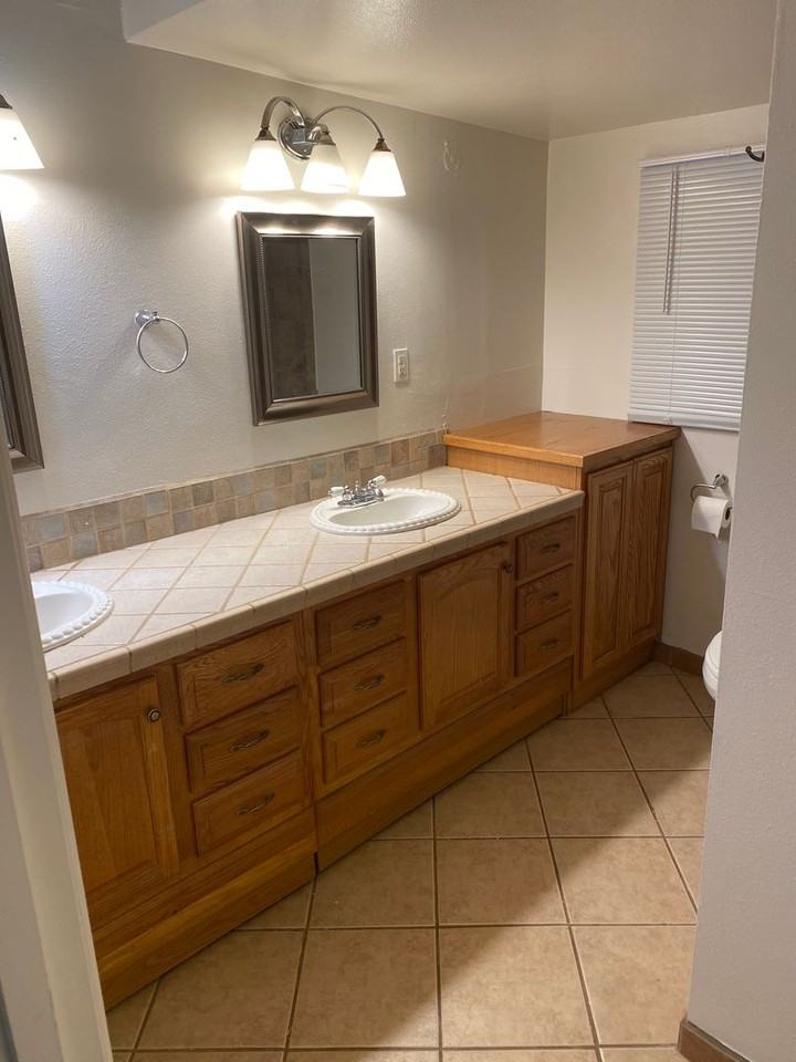 144 N La Luna Ave - Photo 4 of 8